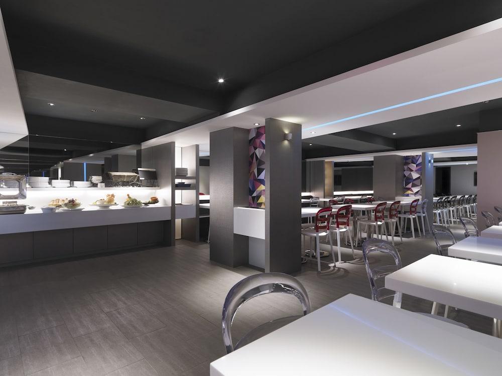 Cityinn Hotel Plus - Taichung Station Branch Kültér fotó