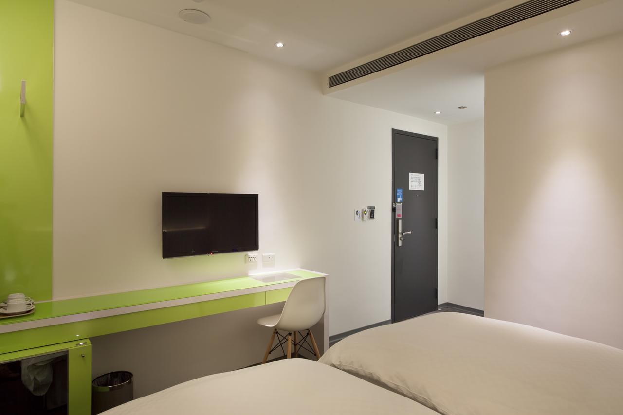 Cityinn Hotel Plus - Taichung Station Branch Kültér fotó